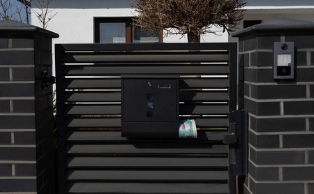 Skrzynka Pocztowa z Tubą Na Listy Gazety Czarna MALATEC