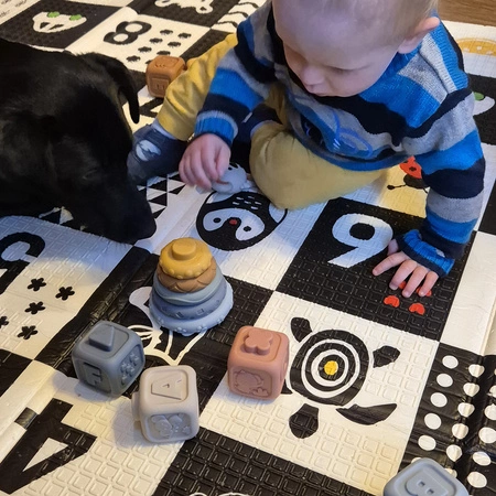 Klocki Sensoryczne Miękkie Gumowe Kreatywne Gryzaki Zestaw Wieża dla Dzieci KRUZZEL