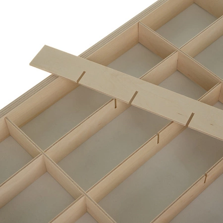 Półka Drewniana na Lalki Ekspozytor na Figurki Autka Kolekcje Laleczek Aut Kruzzel 26969