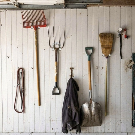 Wieszak na Narzędzia Ogrodowe Uchwyt Miotły Organizer Ścienny Warsztat x 20 BIGSTREN