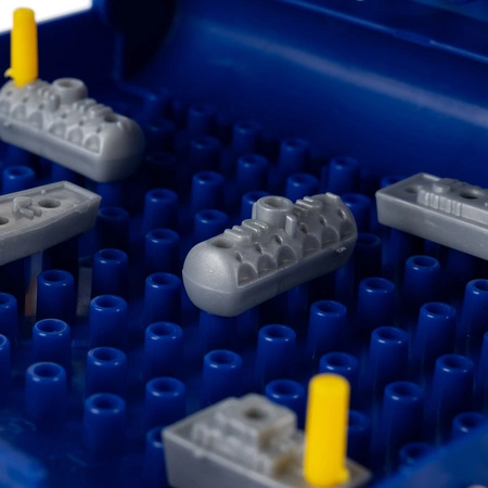 Gra w Statki Okręty Walizka Bitwa Morska Strategiczna Logiczna Kieszonkowa ISO TRADE