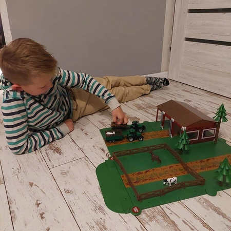 Farma Zagroda Zwierzątka Zwierzęta Traktor Przyczepa Figurki Krowa Koń 102 KRUZZEL