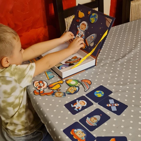 Układanka Magnetyczna Puzzle Montessori 57el. Kosmos Książka Edukacyjna ISO TRADE