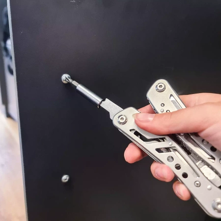 Multitool Survivalovy Narzędzie 13w1 + 11 x Bity TRIZAND