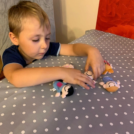 Pacynki Kukiełki na Palce Maskotki 6 szt Zestaw Pacynka Teatrzyk Pluszowe KRUZZEL