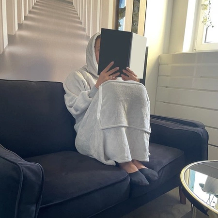 Koc Bluza Oversize Ciepła Gruba Kocobluza Długa 2w1 XXL Futrzak z Kapturem RUHHY