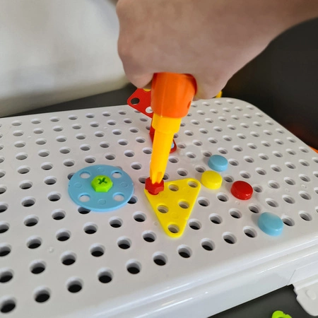 Zestaw Majsterkowicza Klocki Konstrukcyjne 3D Wkrętarka Wiertarka Śrubki KRUZZEL