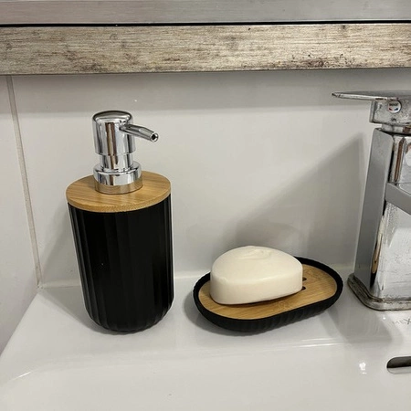 Komplet Łazienkowy Zestaw 6 Elementów do WC Czarny Kosz Dozownik Szczotka RUHHY