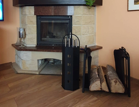 Kosz na Drewno Kominkowe Stojak Przybory Akcesoria KAMINER