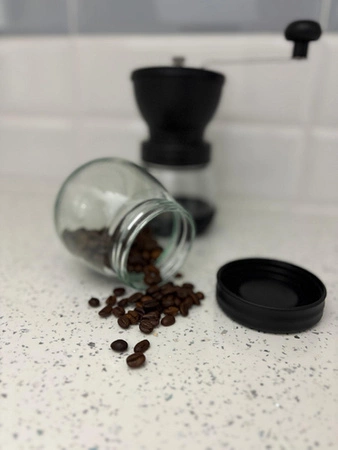 Młynek do Kawy Ręczny Mielenia Mocny Orzechów Ziaren Ziól Przypraw Pieprzu RUHHY