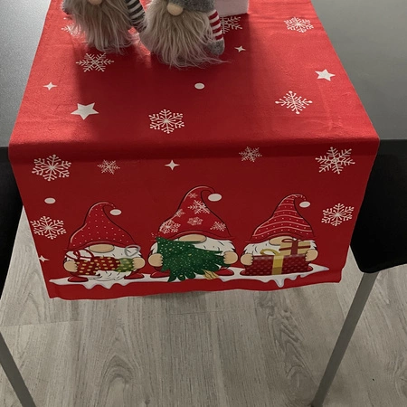 Bieżnik Świąteczny na Stół Obrus Święta 150x40 cm Skrzaty Krasnal Czerwony RUHHY