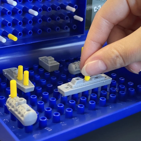 Gra w Statki Okręty Walizka Bitwa Morska Strategiczna Logiczna Kieszonkowa ISO TRADE