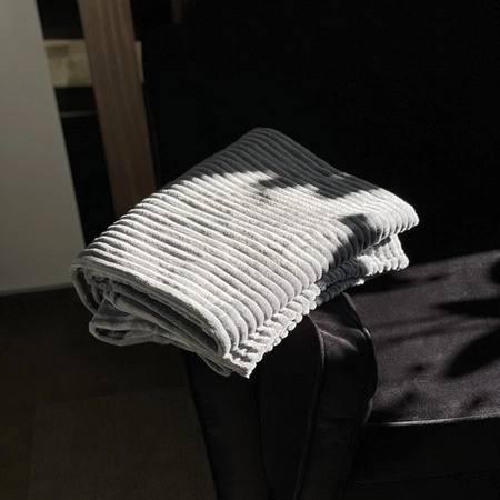 Koc Narzuta Pled na Łóżko Miękki Gruby Ciepły XXL Dwuosobowy 160x200 cm RUHHY