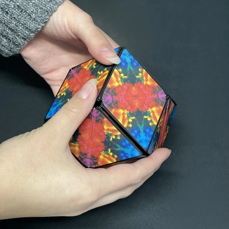 Kostka Antystresowa Cube Magnetyczna Układanka Odstresowująca Magiczna Gra KRUZZEL
