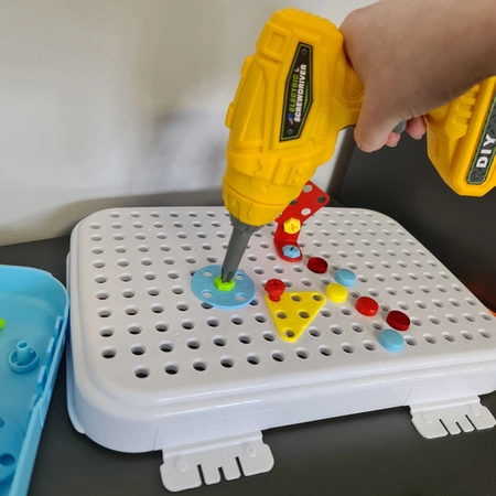 Zestaw Majsterkowicza Klocki Konstrukcyjne 3D Wkrętarka Wiertarka Śrubki KRUZZEL