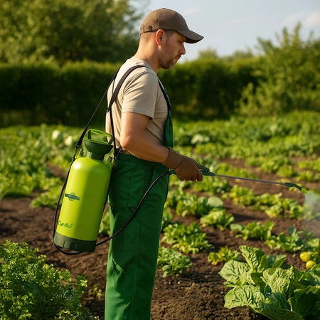 Opryskiwacz Ciśnieniowy Ręczny Ogrodowy Długi Zasięg Lanca + Wąż 140cm 8l Gardlov 25430