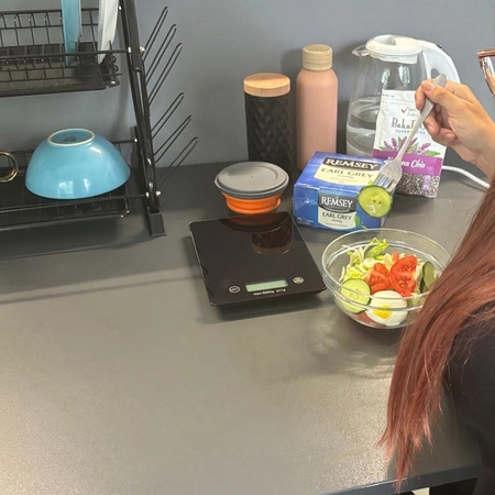 Waga Kuchenna Szklana Elektroniczna Precyzyjna do 5kg LCD 1g Cyfrowa Płaska RUHHY